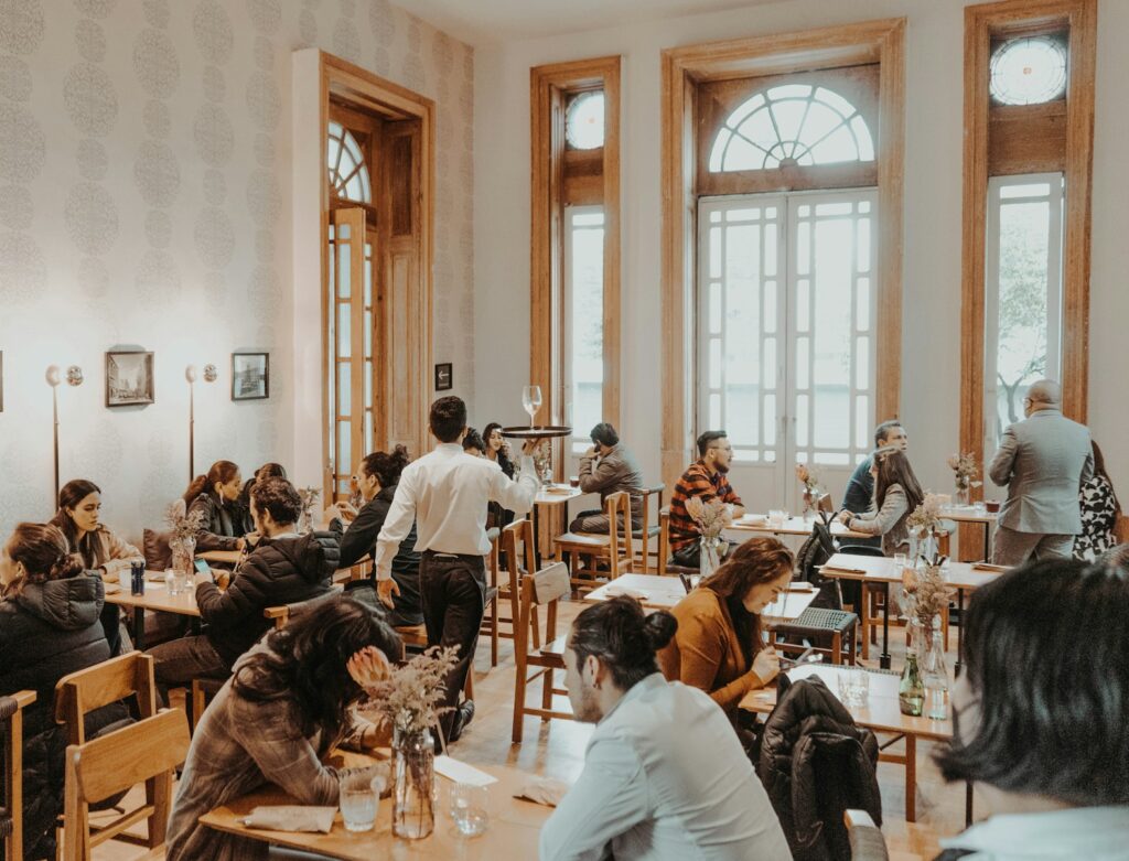 Salón de Restaurante donde se aplica el responsabilidad civil de un restaurante